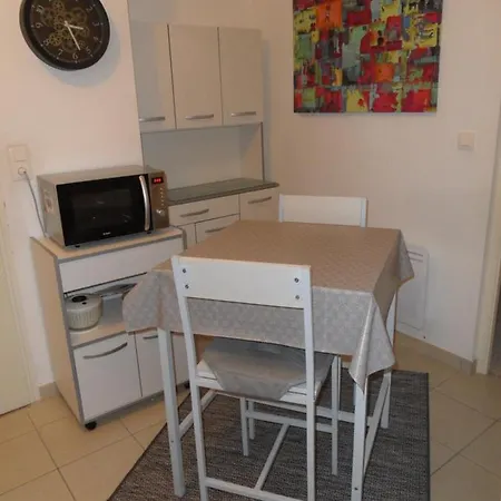 2 Pieces Le Sophro'Logis & Bien-Etre En Champagne شقة Berru