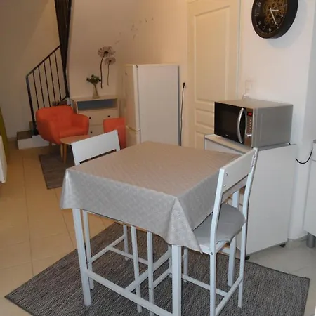 2 Pieces Le Sophro'Logis & Bien-Etre En Champagne * Berru